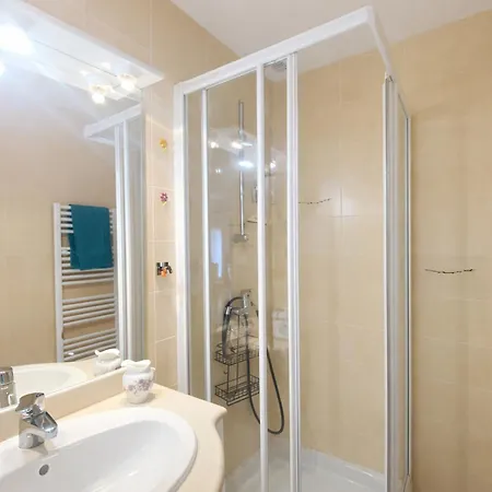 Maison 3 Pres De La Avec Jardin Prive Et Parking - Fr-1-22-379 Prázdninový dům *