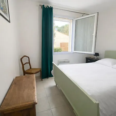 Maison 3 Près De La Avec Jardin Privé Et Parking - Fr-1-22-379