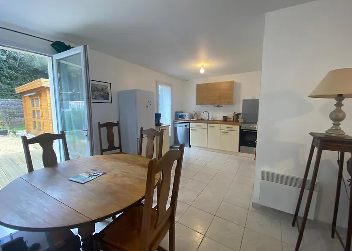 Maison 3 Pres De La Avec Jardin Prive Et Parking - Fr-1-22-379 Holiday home